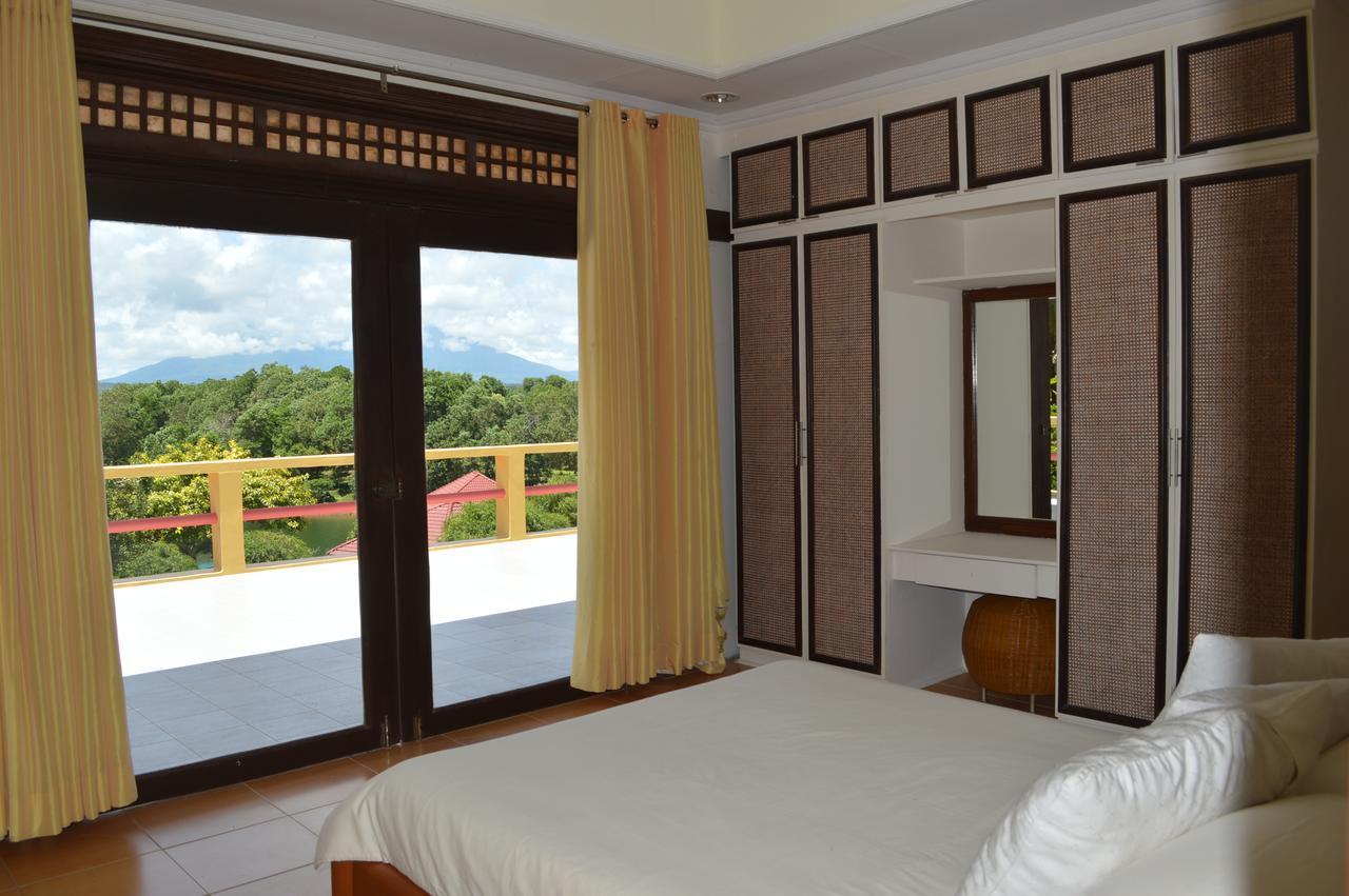 Porta Verde Resort Villas Caliraya Dolores  Exterior foto